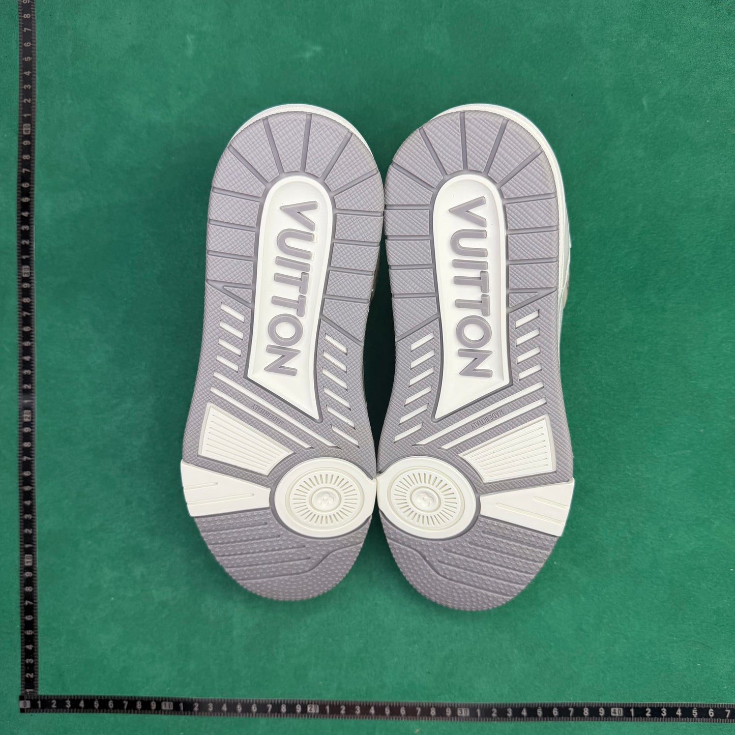 Louis Vuitton  - TT Trainer