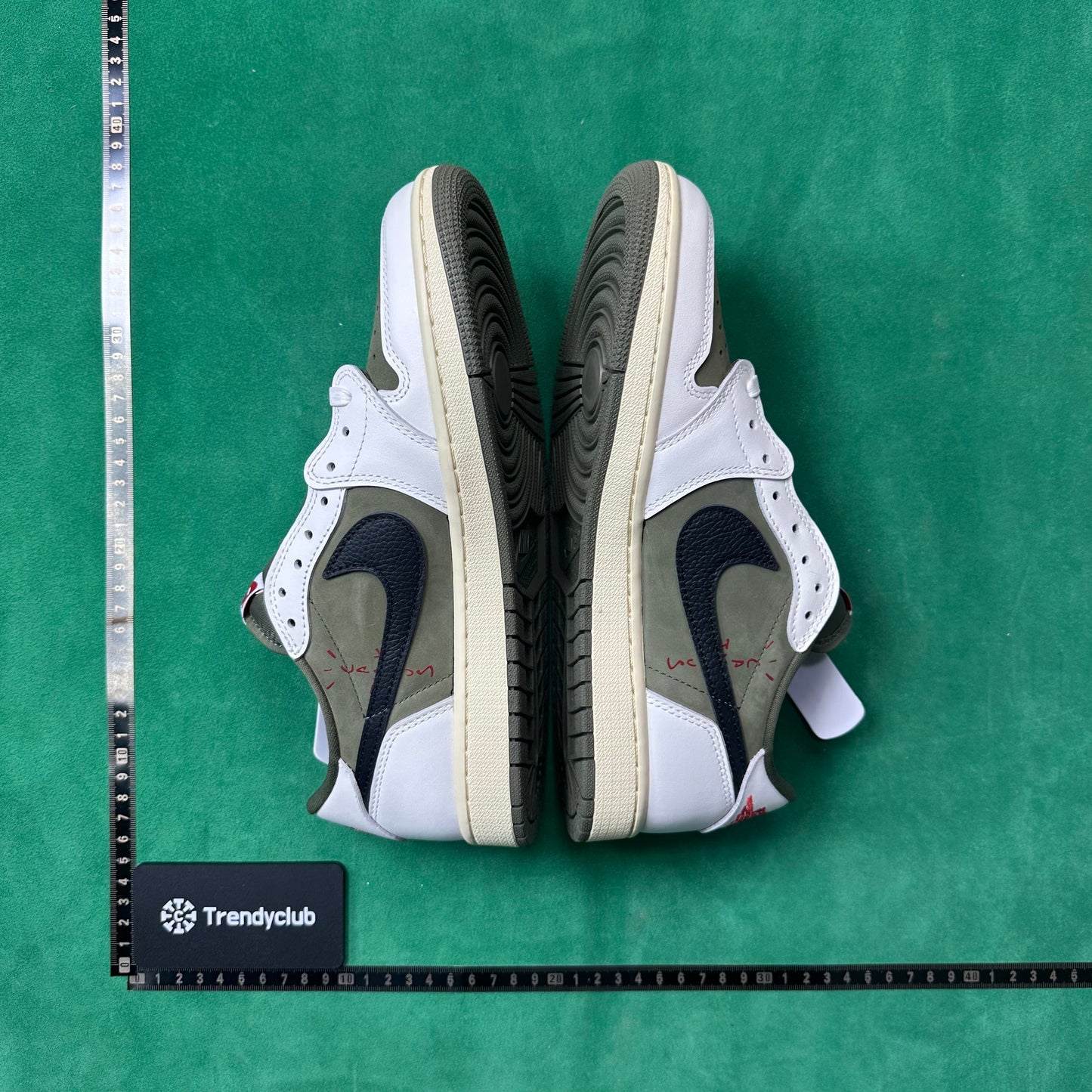 Air Jordan 1
