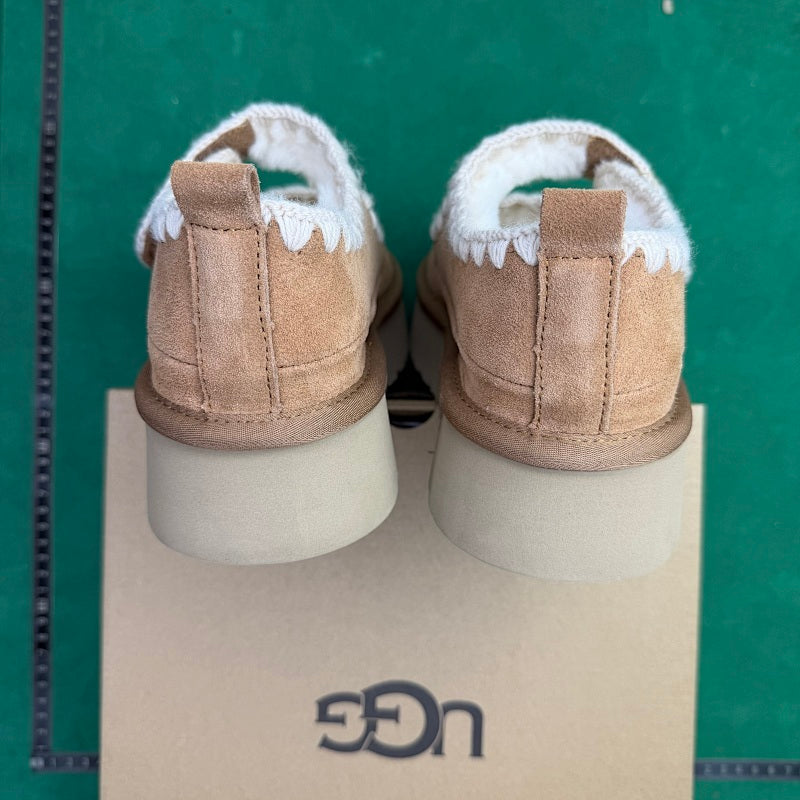 UGG