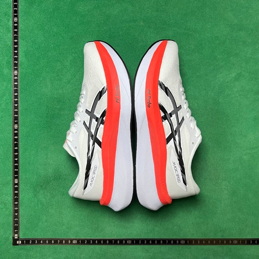 Asics Magic Speed 4