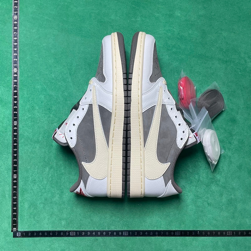 Air Jordan 1