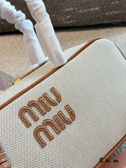 MiuMiu