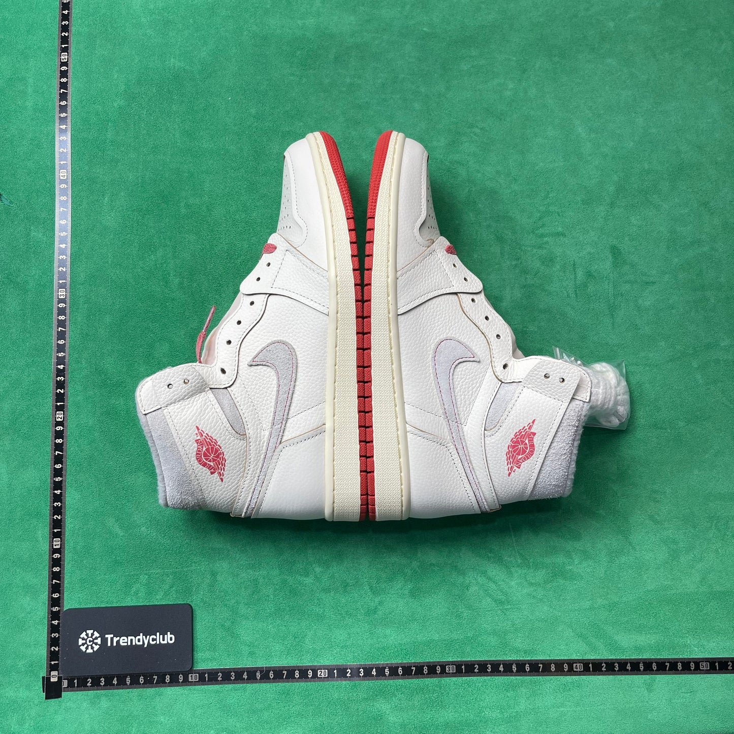 Air Jordan 1