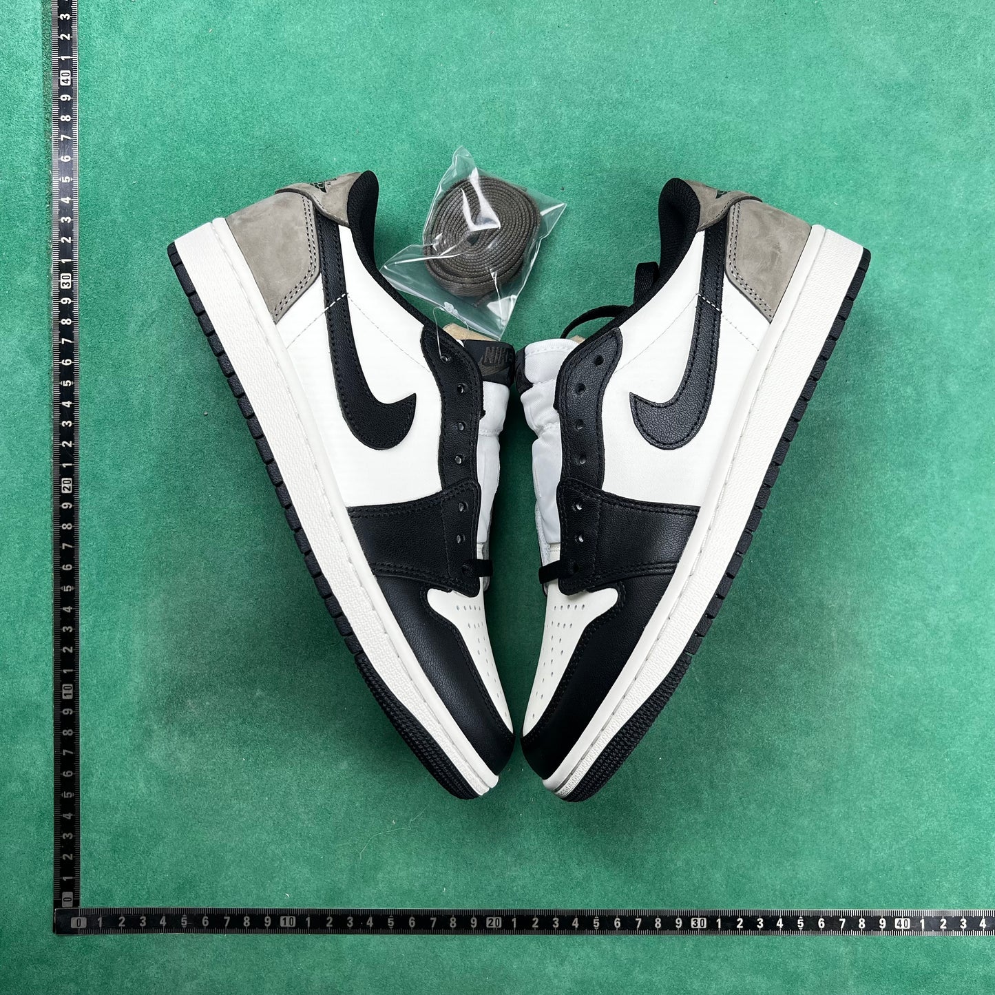 Air Jordan 1