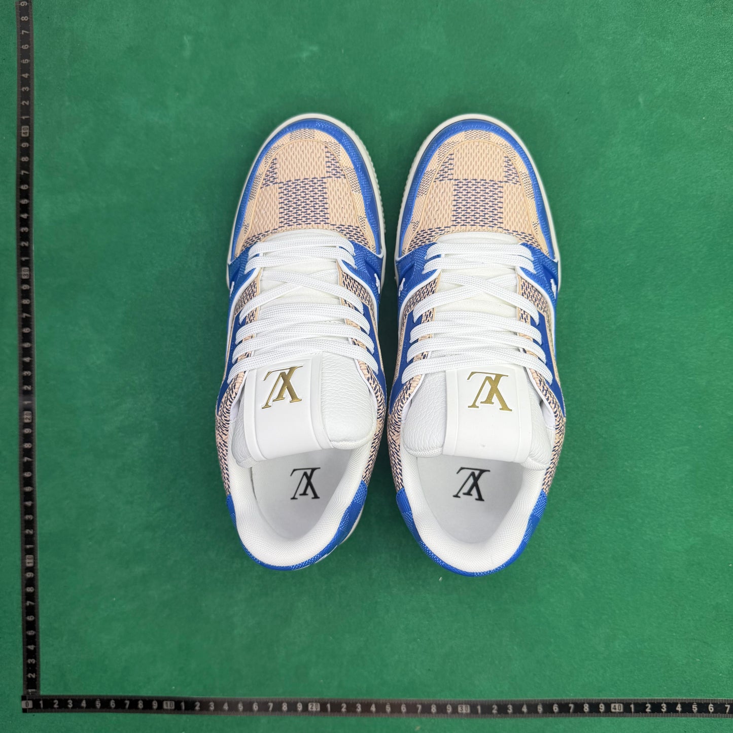 Louis Vuitton  - TT Trainer