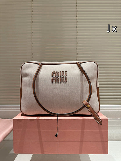 MiuMiu