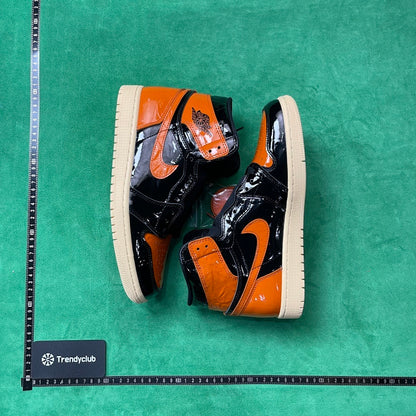 Air Jordan 1