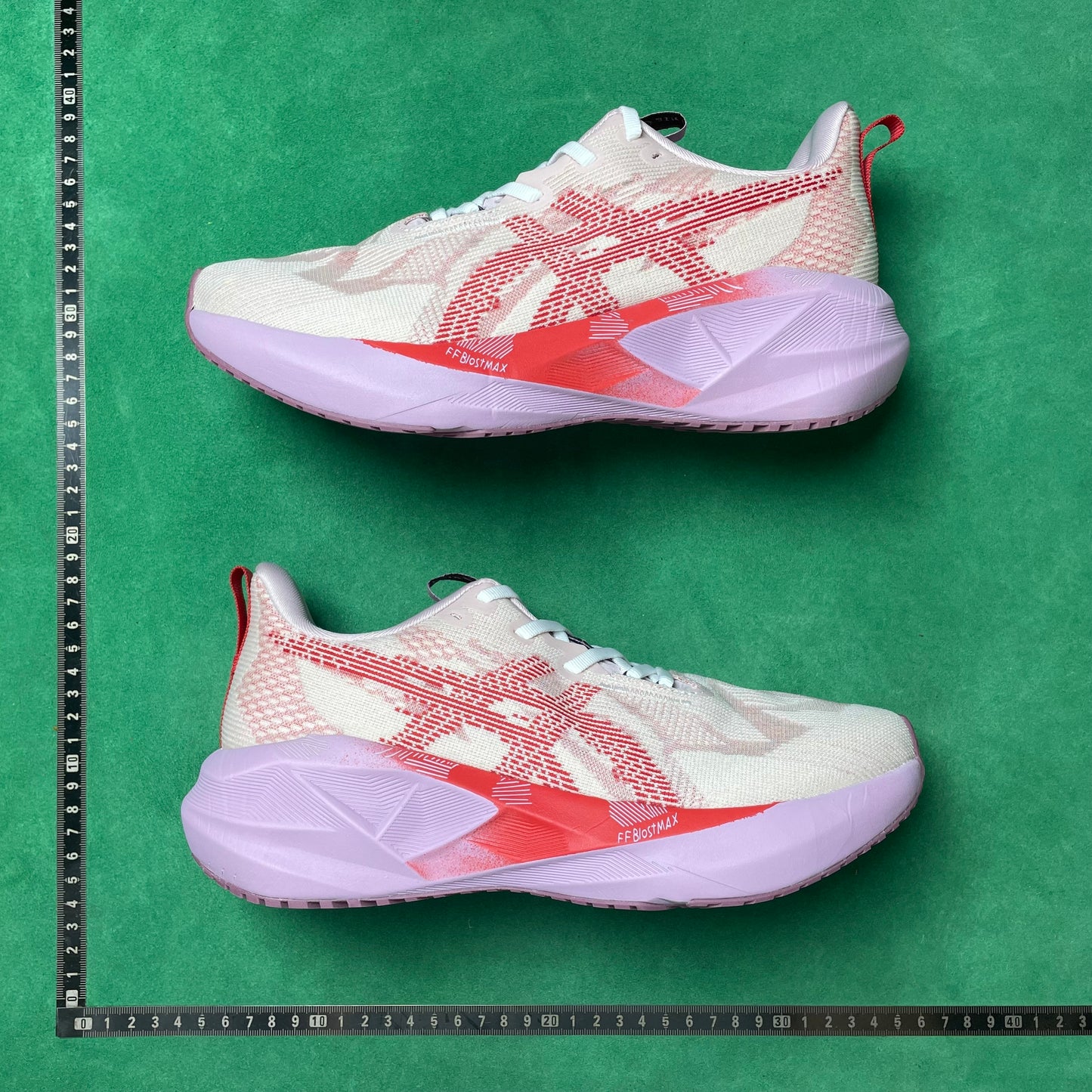 Asics Gel- Novablast 5 LE