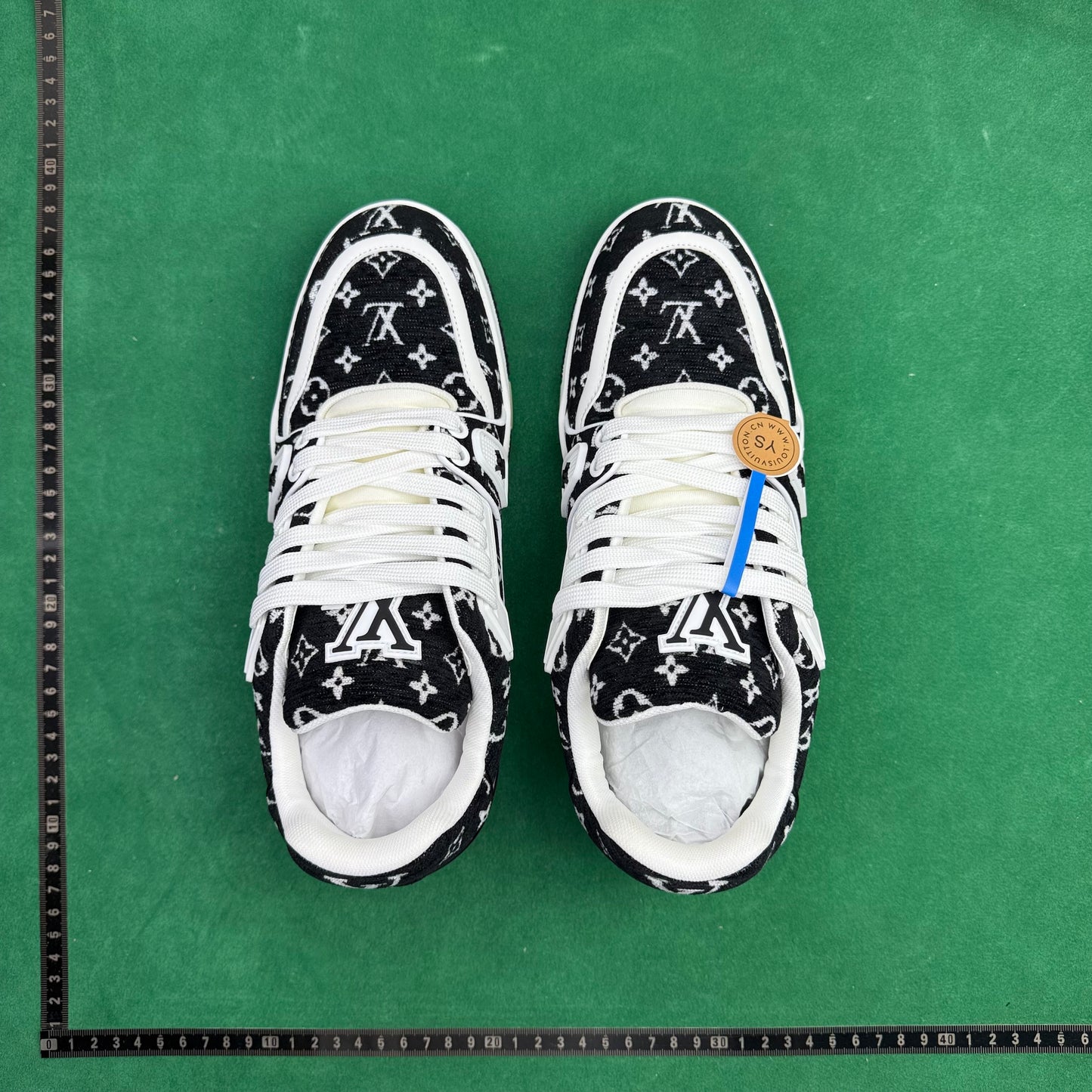 Louis Vuitton  - TT Trainer