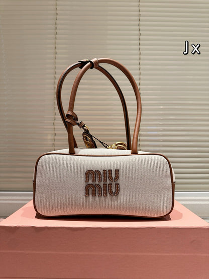 MiuMiu