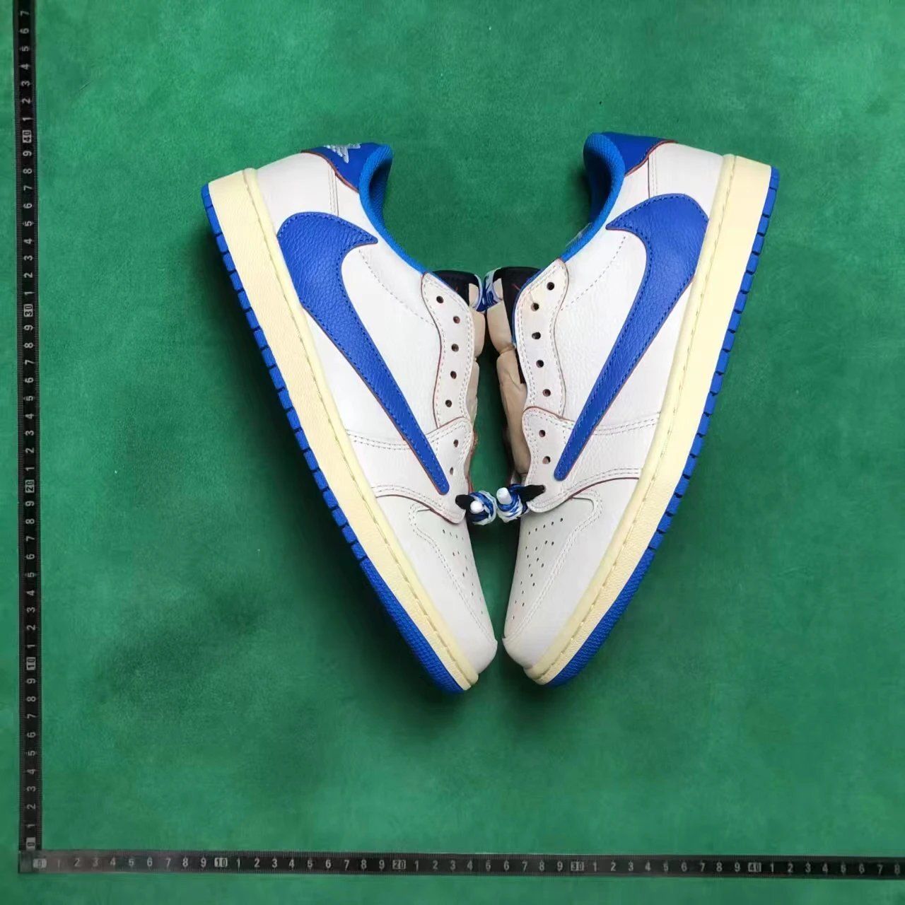 Air Jordan 1