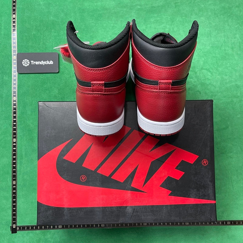 Air Jordan 1