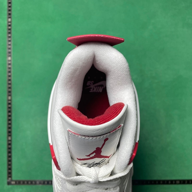 Air Jordan 4 Retro Sp