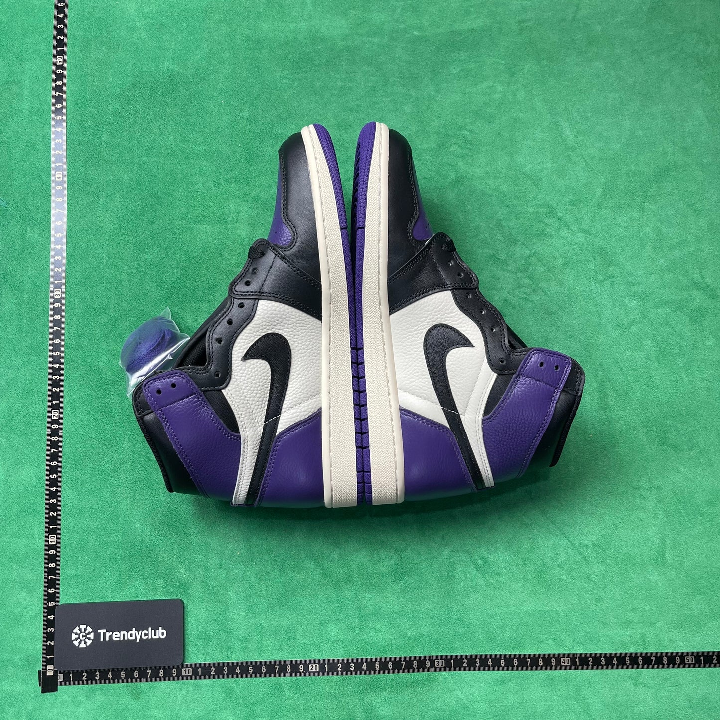 Air Jordan 1