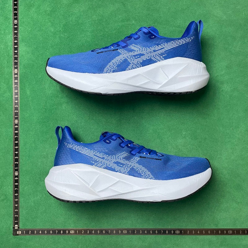 Asics Novablast 5