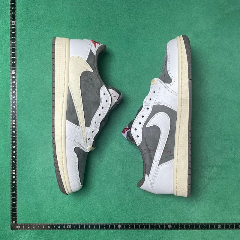 Air Jordan 1