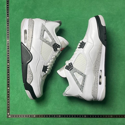 Air Jordan 4 Retro OG