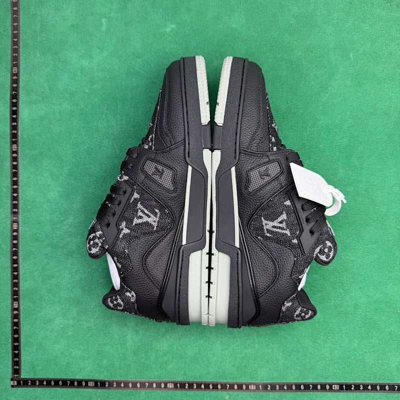 Louis Vuitton  - TT Trainer