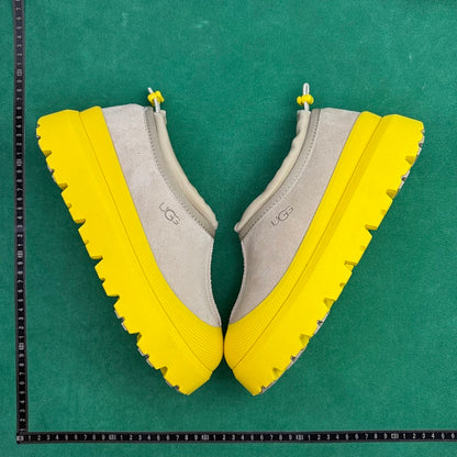 UGG