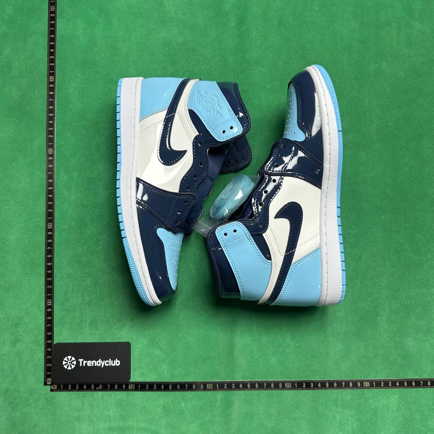 Air Jordan 1