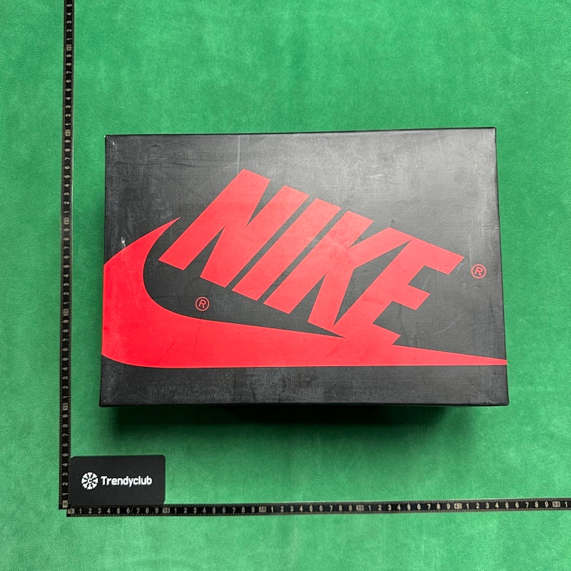 Air Jordan 1