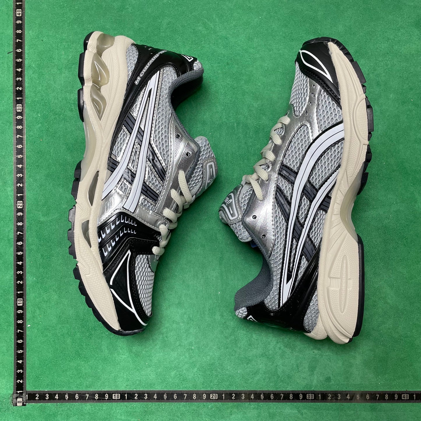 Asics Gel KAYANO 14