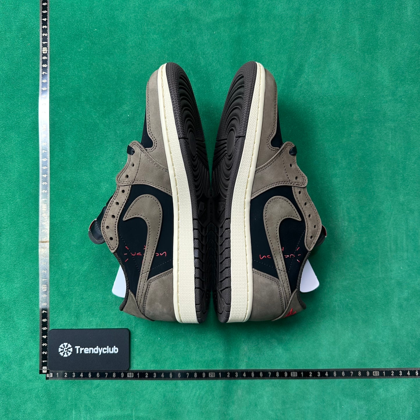 Air Jordan 1