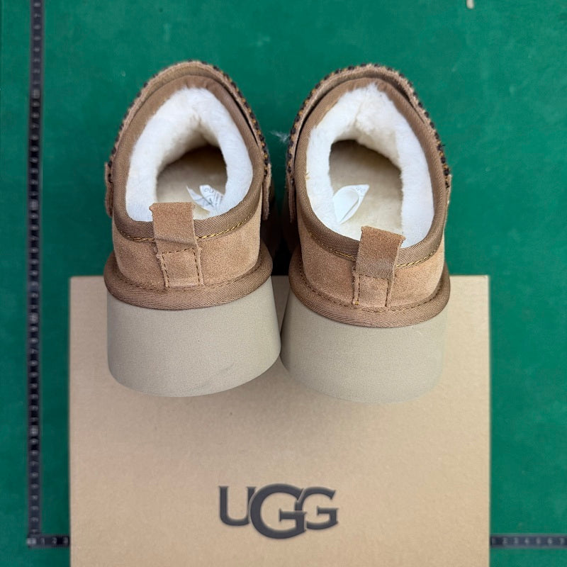 UGG