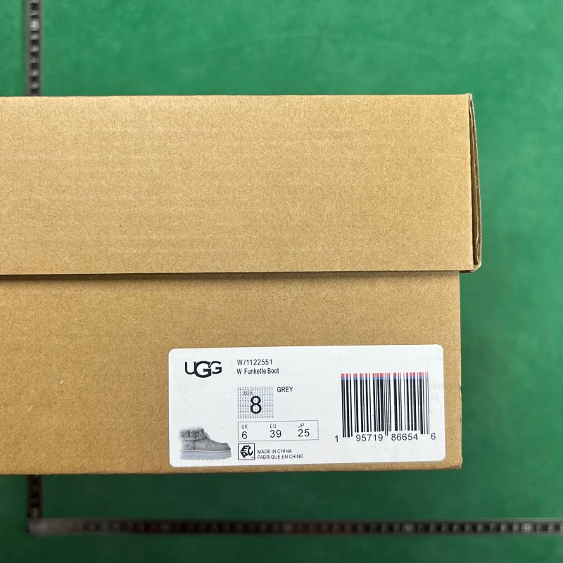 UGG