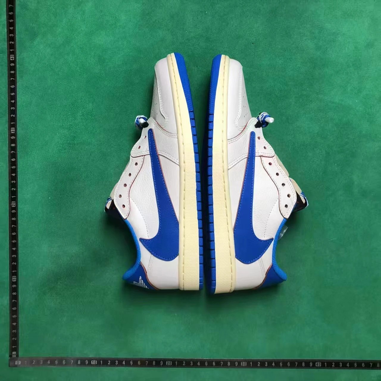 Air Jordan 1