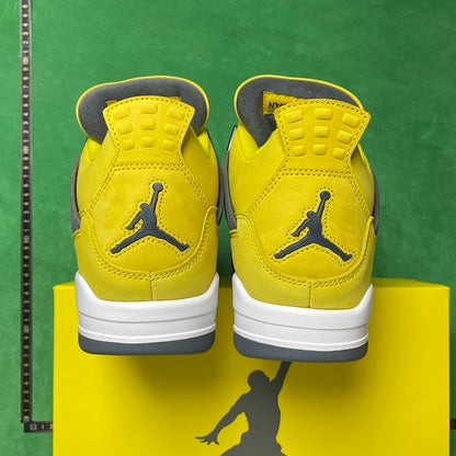 Air Jordan 4 Retro
