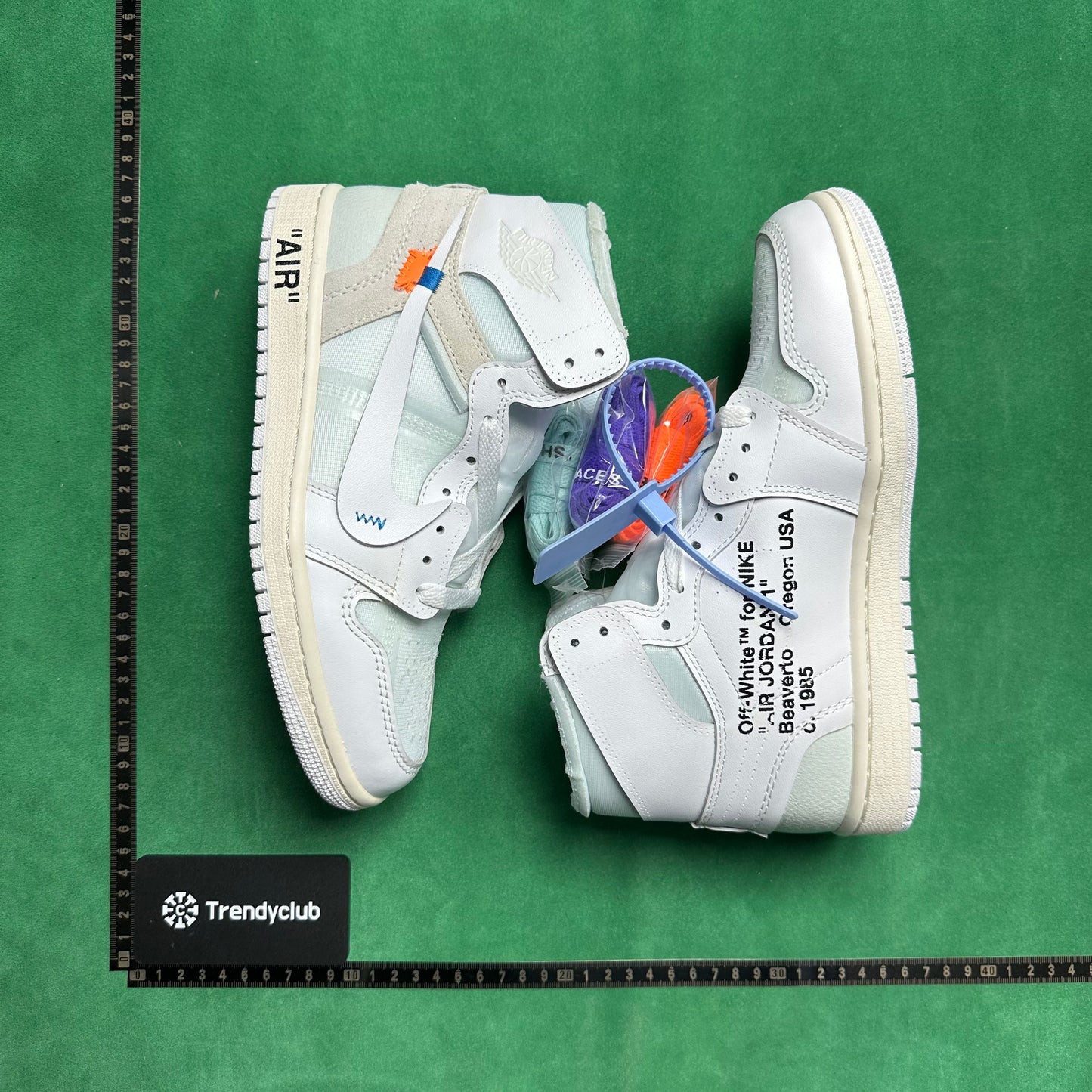 Air Jordan 1