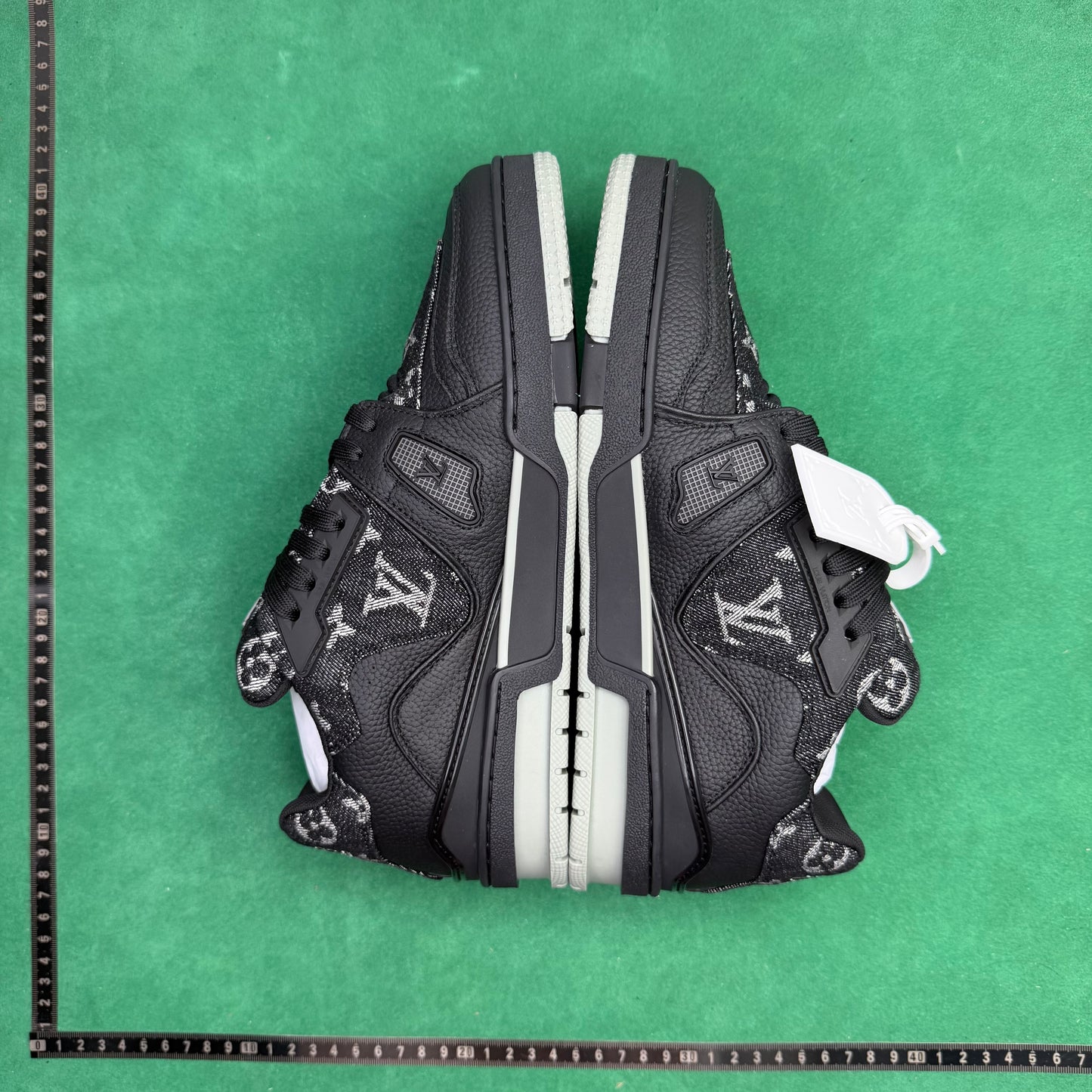 Louis Vuitton  - TT Trainer