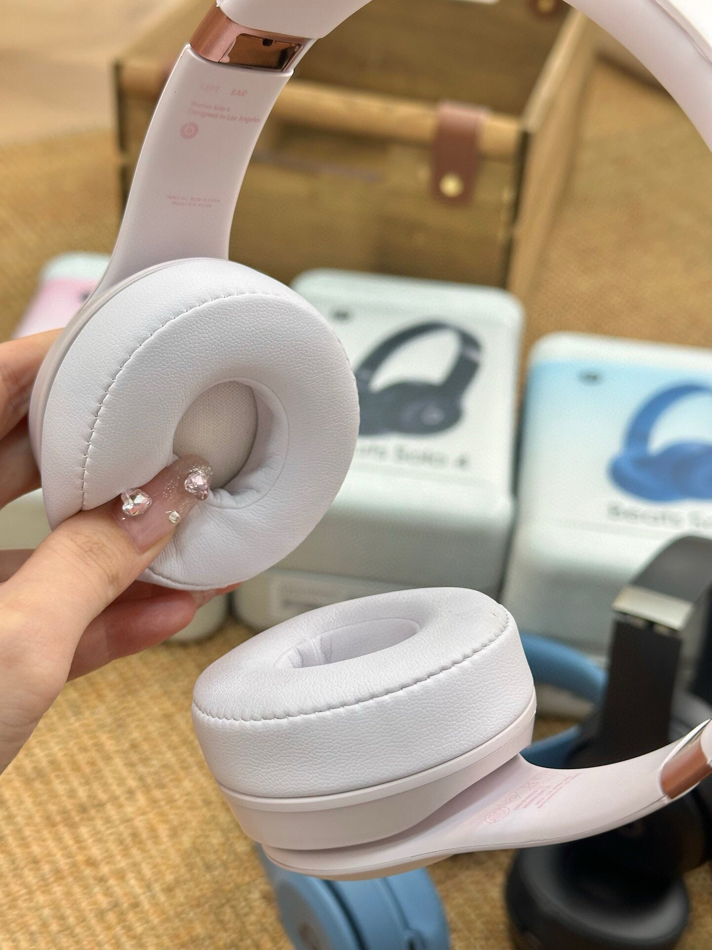 Beats Solo 4
