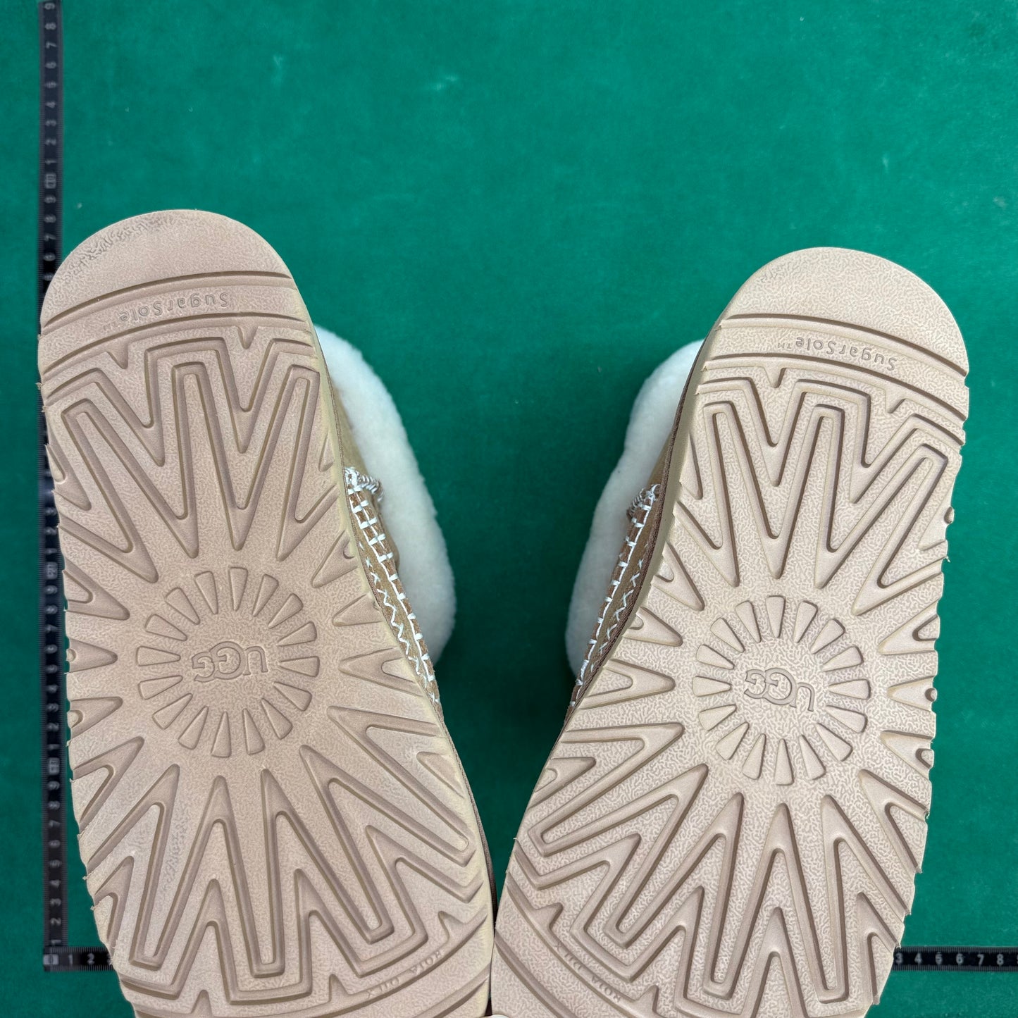 UGG