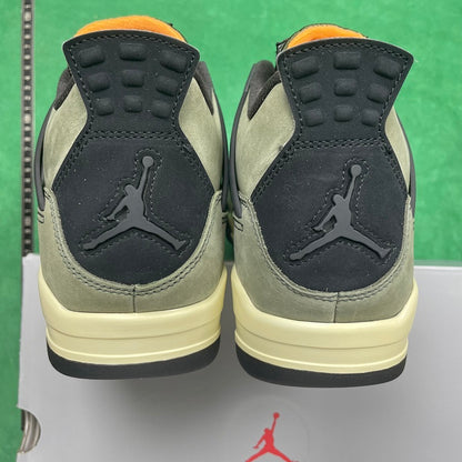 Air Jordan 4 Retro