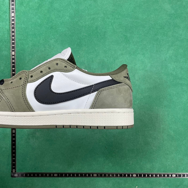 Air Jordan 1