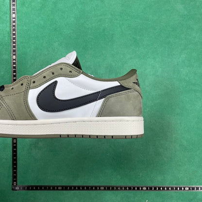 Air Jordan 1
