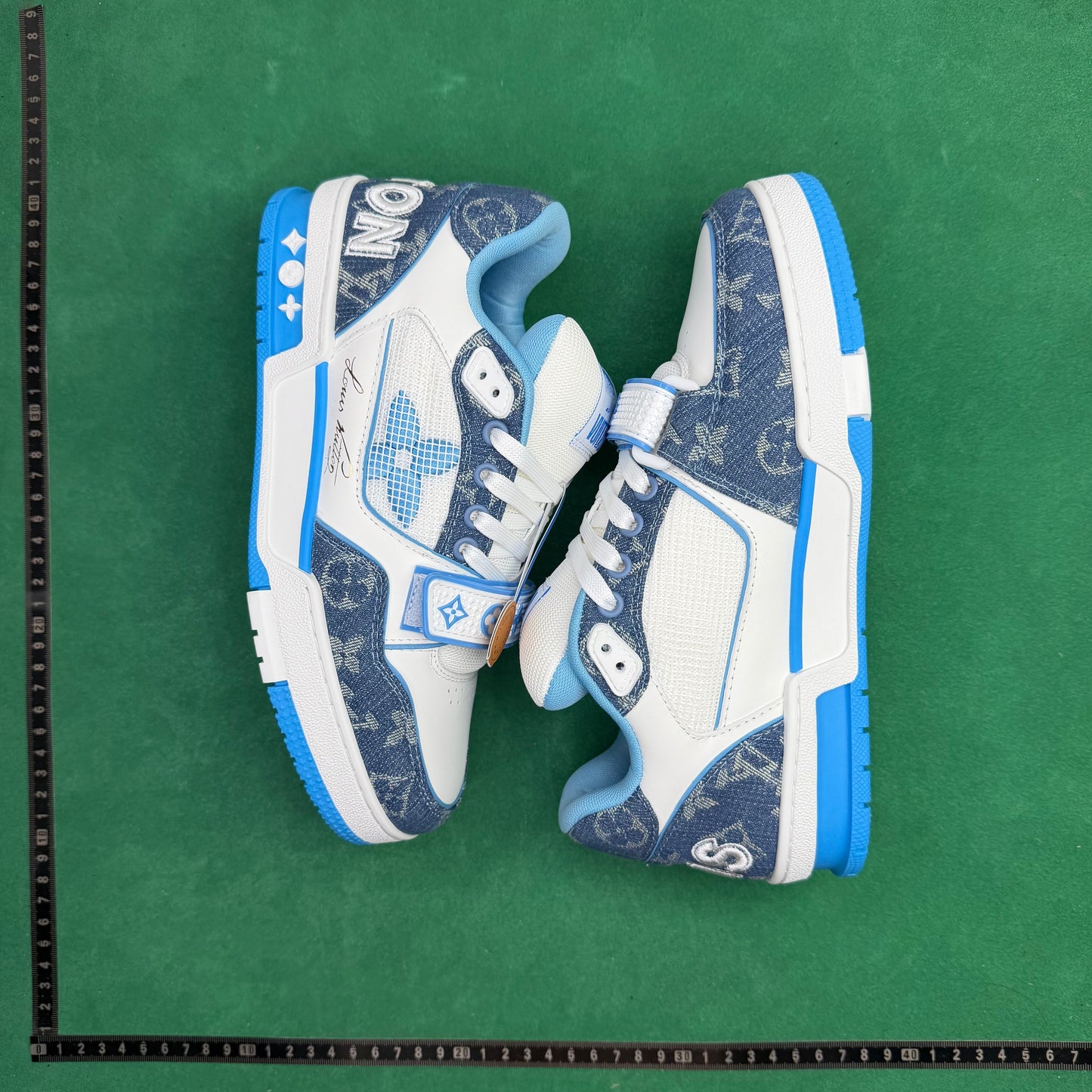 Louis Vuitton  - TT Trainer