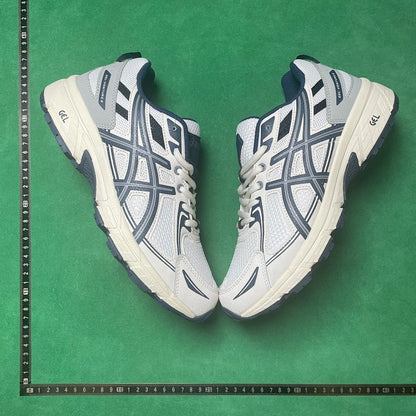 Asics Gel -Venture 6