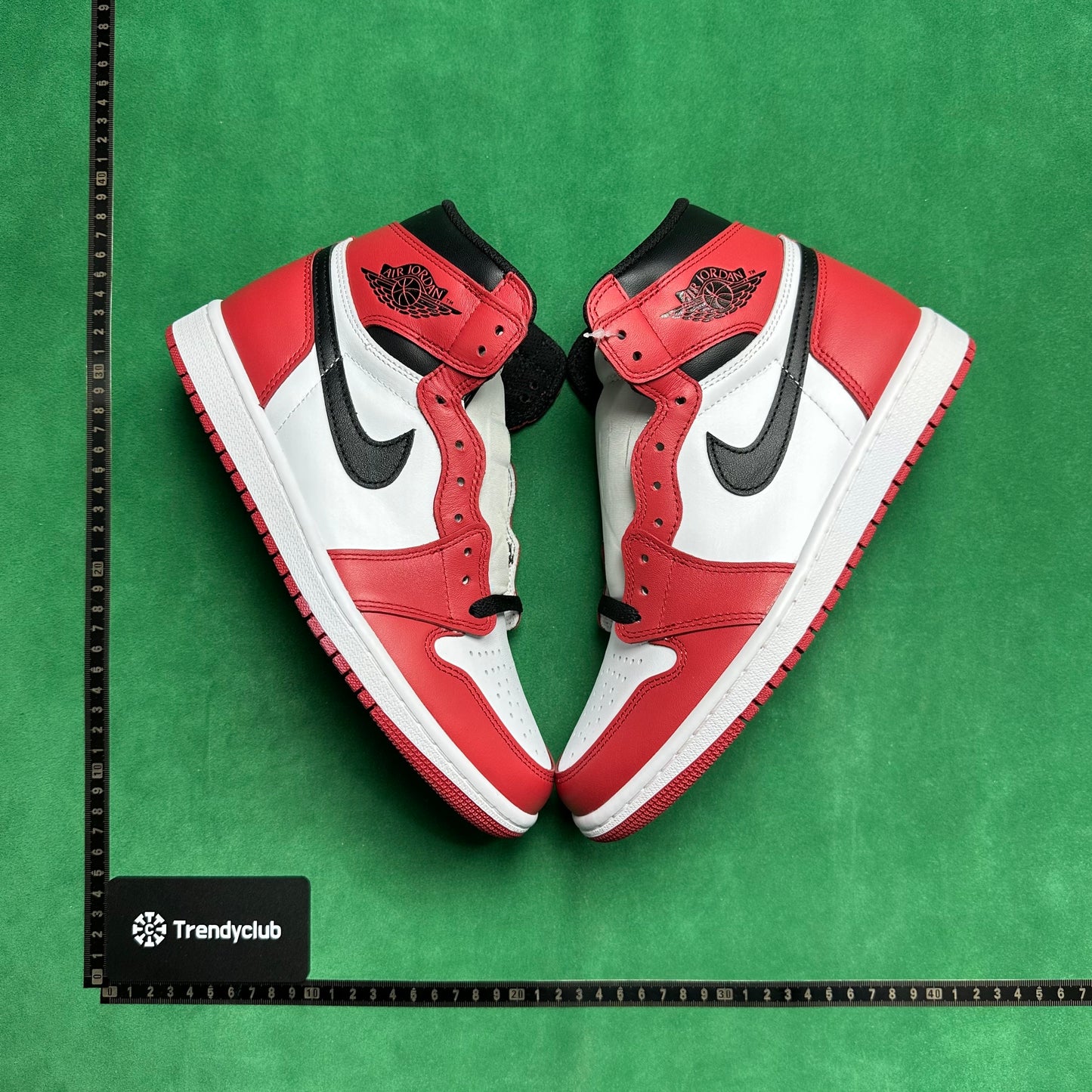 Air Jordan 1