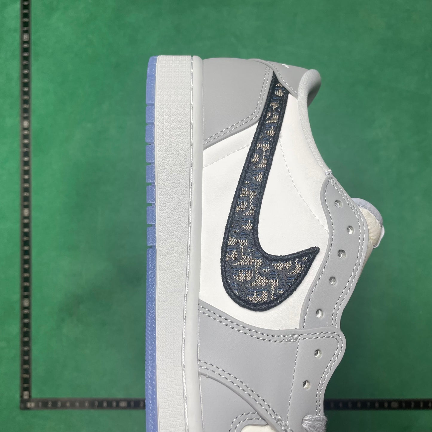Air Jordan 1