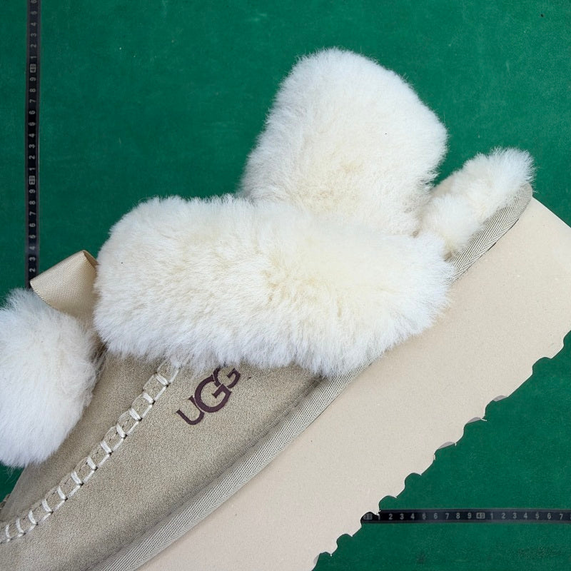UGG