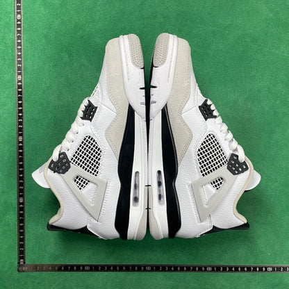 Air Jordan 4 SE