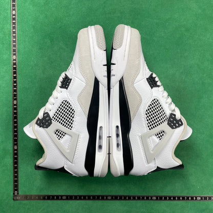 Air Jordan 4 SE