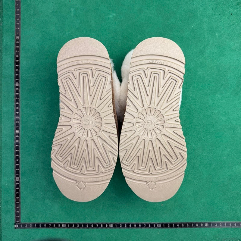 UGG