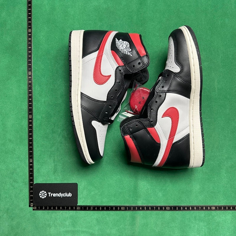 Air Jordan 1