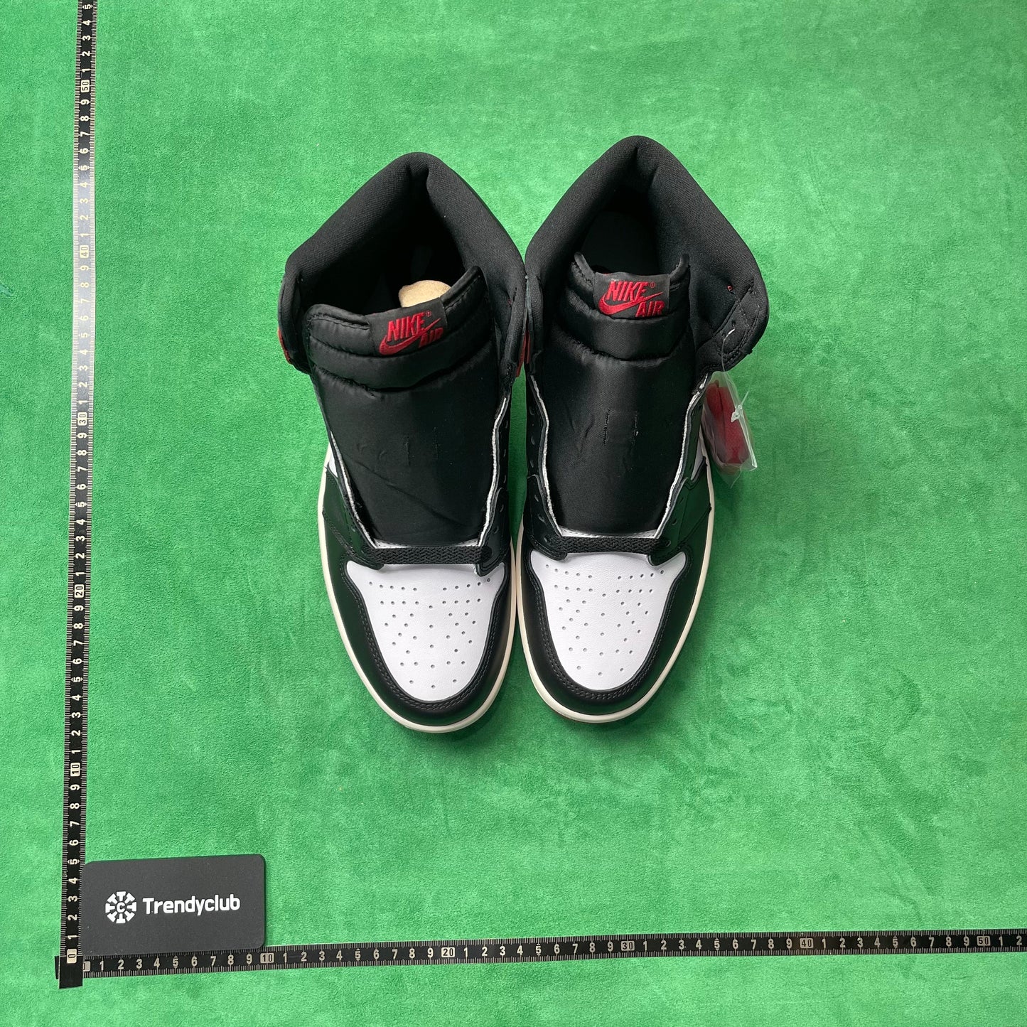 Air Jordan 1