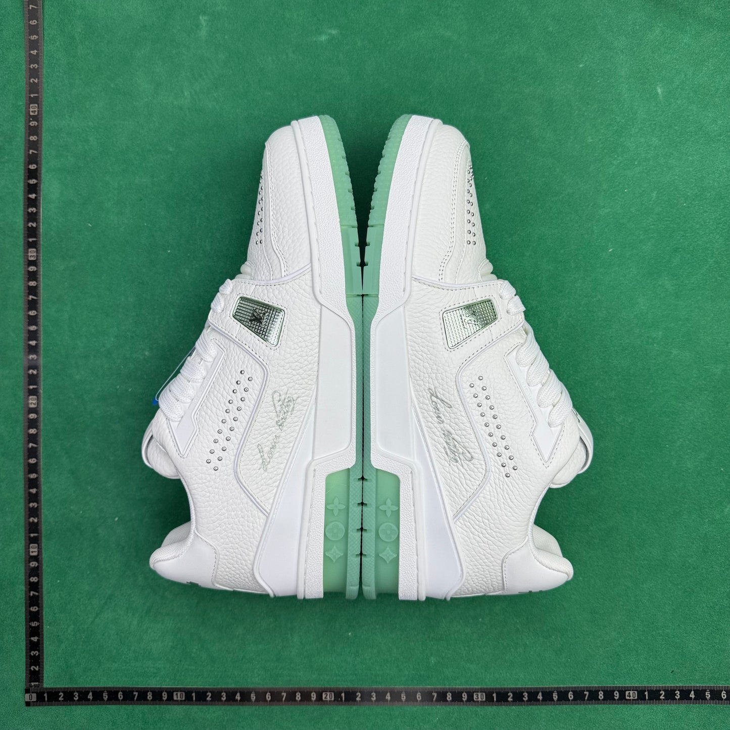 Louis Vuitton  - TT Trainer