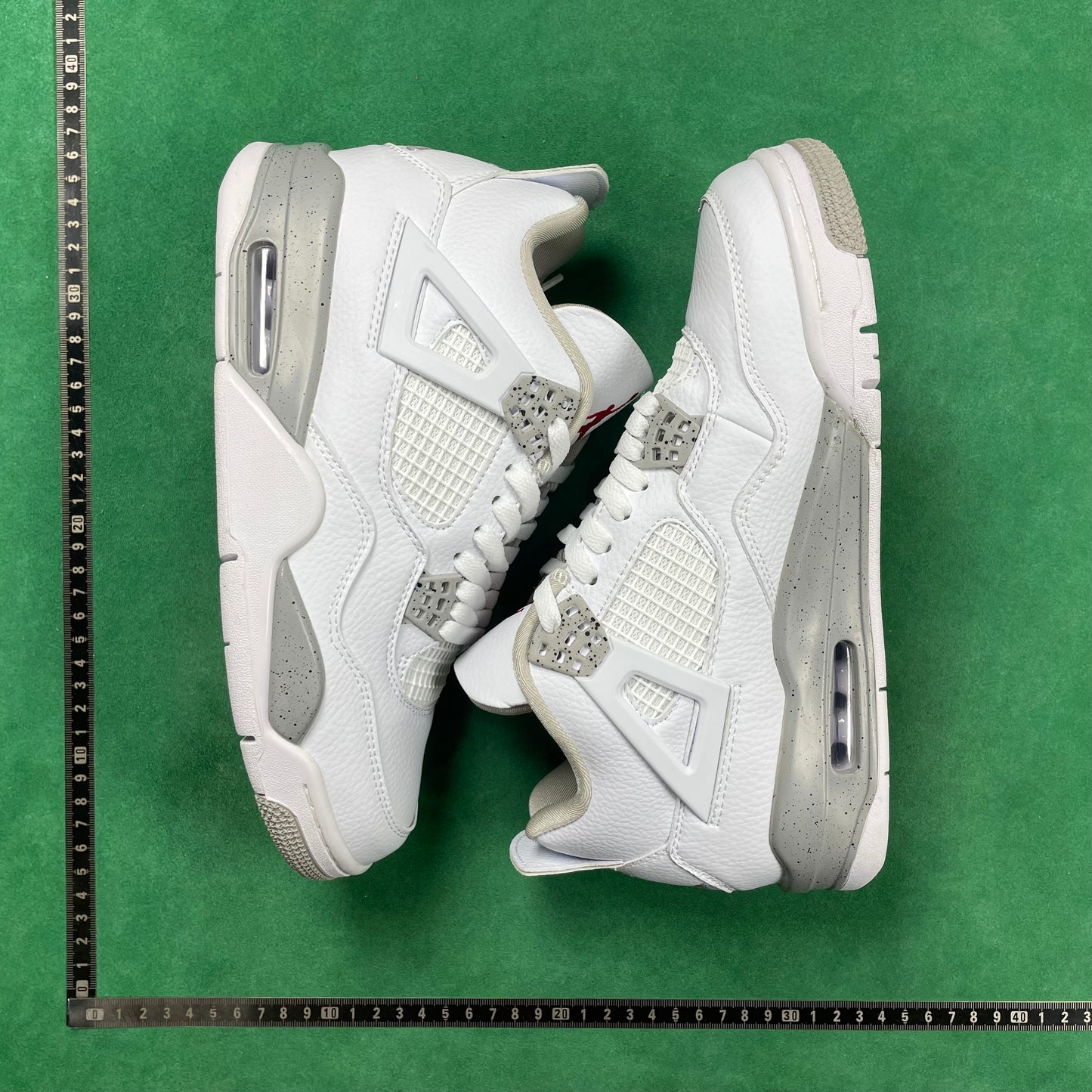 Air Jordan 4 SE